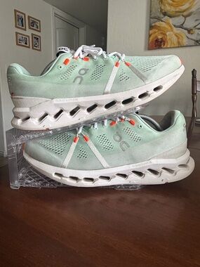 On Running Cloudsurfer Mens Size 12 US Creek White Mint Athletic Shoes Sneakers